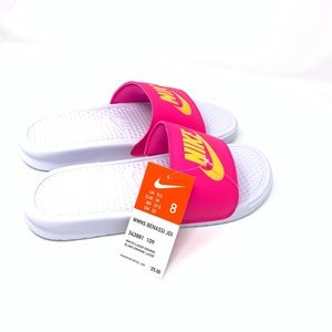 NWT NIKE BENASSI JDI SLIDES SIZE 8